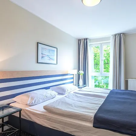 Toni'S Room An Der Seebruecke Zingst Exterior photo